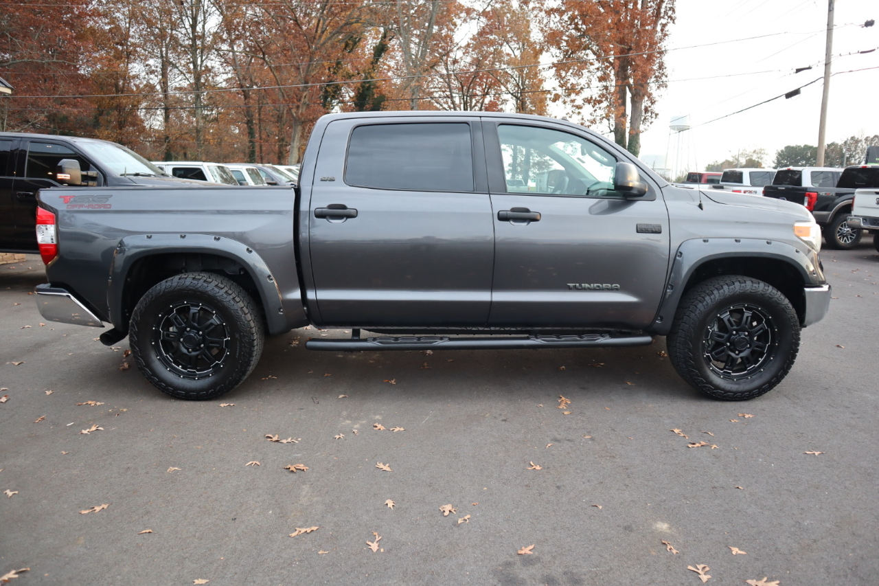2016 Toyota Tundra CrewMax TRD Pro photo 4