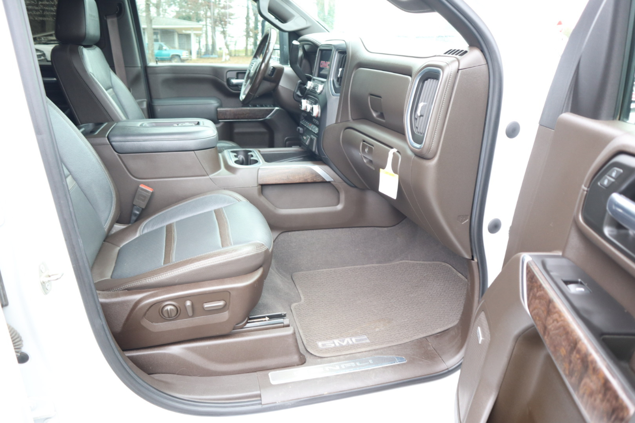 GMC Sierra 3500HD 4WD Crew Cab 172" Denali 2020