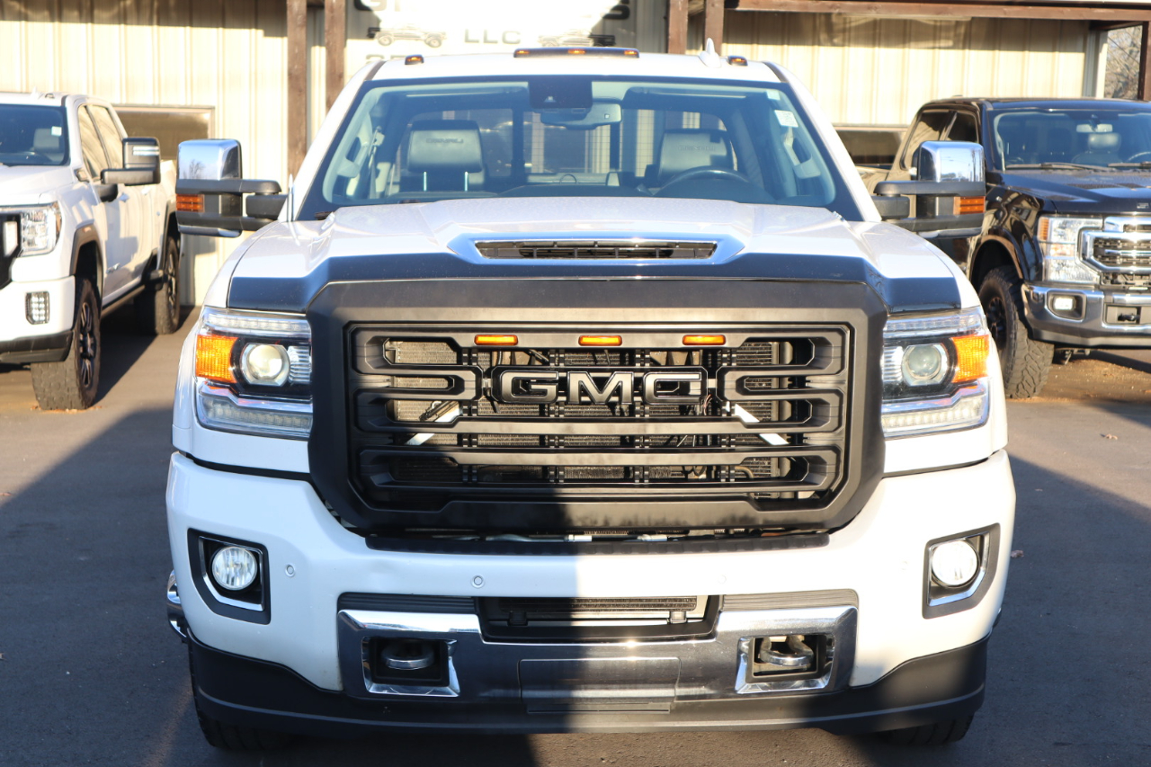 GMC Sierra 3500HD 4WD Crew Cab 167.7" Denali 2018