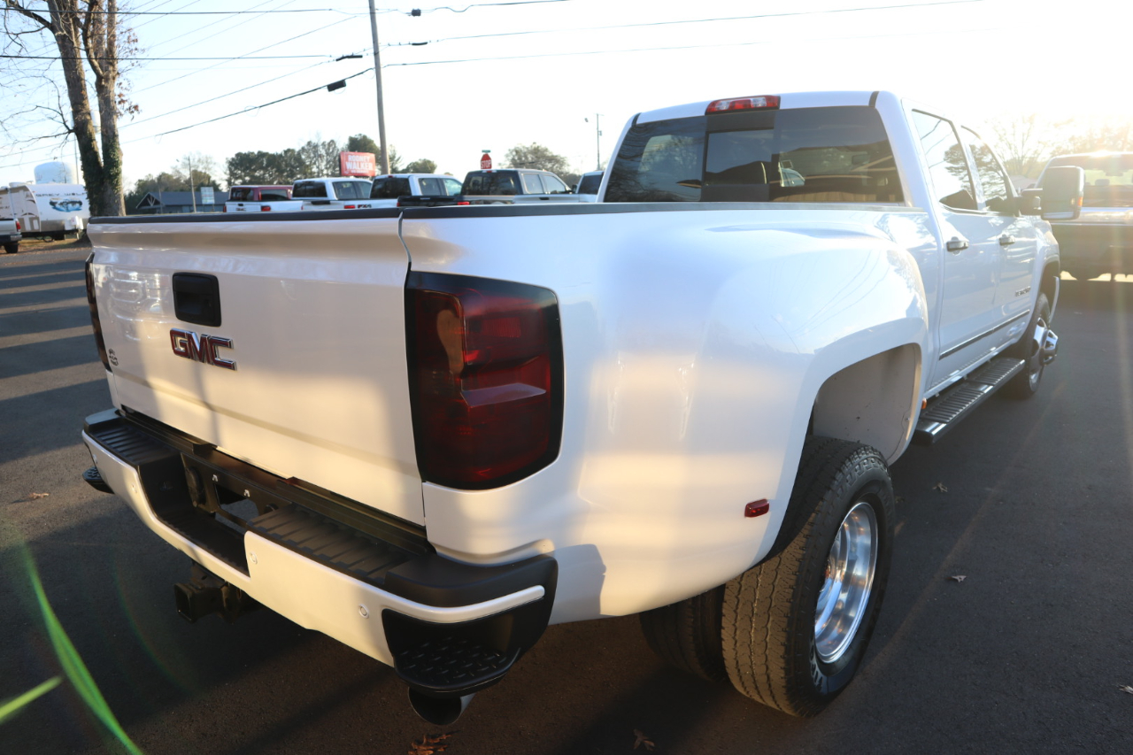 GMC Sierra 3500HD 4WD Crew Cab 167.7" Denali 2018
