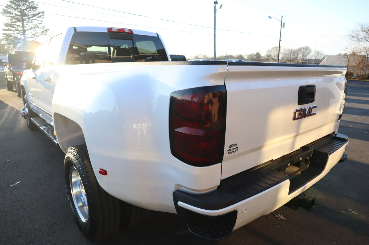 GMC Sierra 3500HD 4WD Crew Cab 167.7" Denali 2018