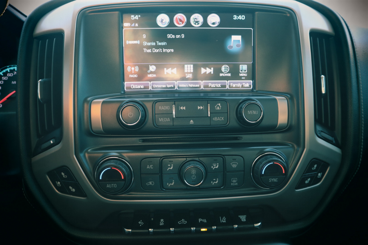 GMC Sierra 3500HD 4WD Crew Cab 167.7" Denali 2018