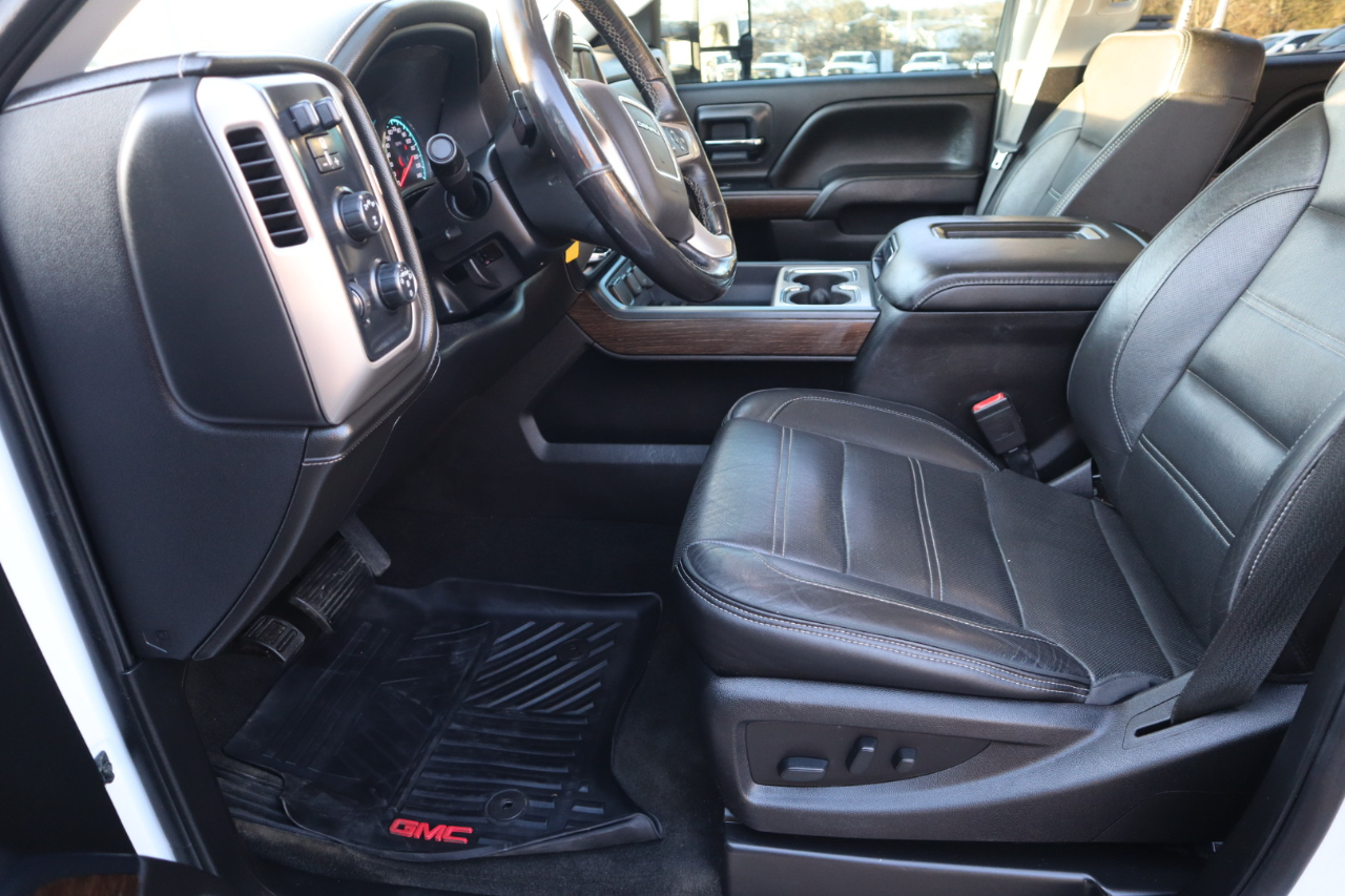 GMC Sierra 3500HD 4WD Crew Cab 167.7" Denali 2018