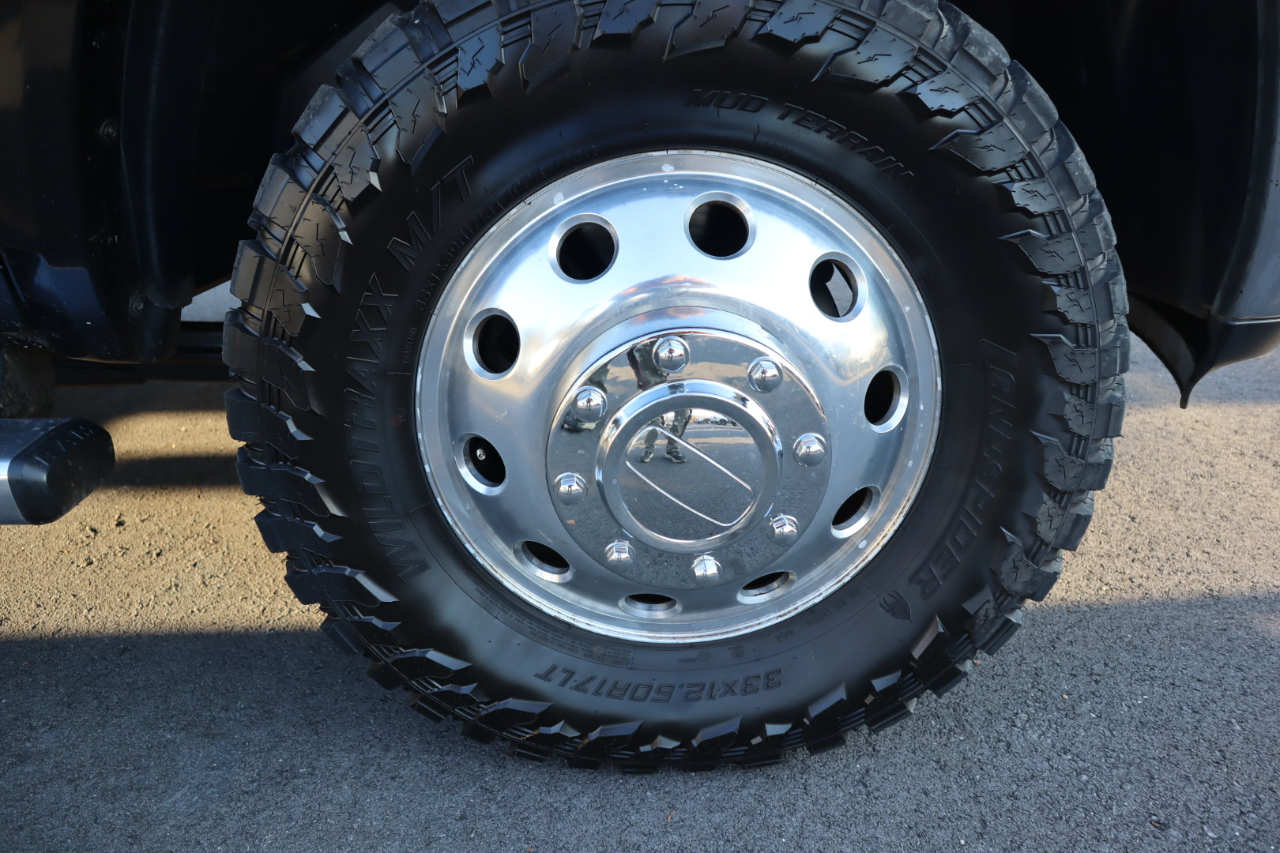 RAM 3500 Laramie 4x4 Crew Cab 8' Box 2017