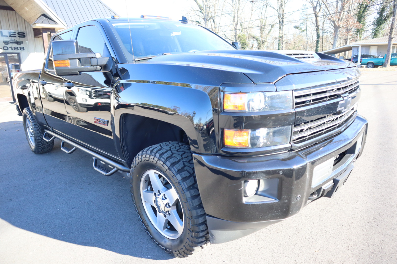 Chevrolet Silverado 2500HD 4WD Crew Cab 153.7" LTZ 2017
