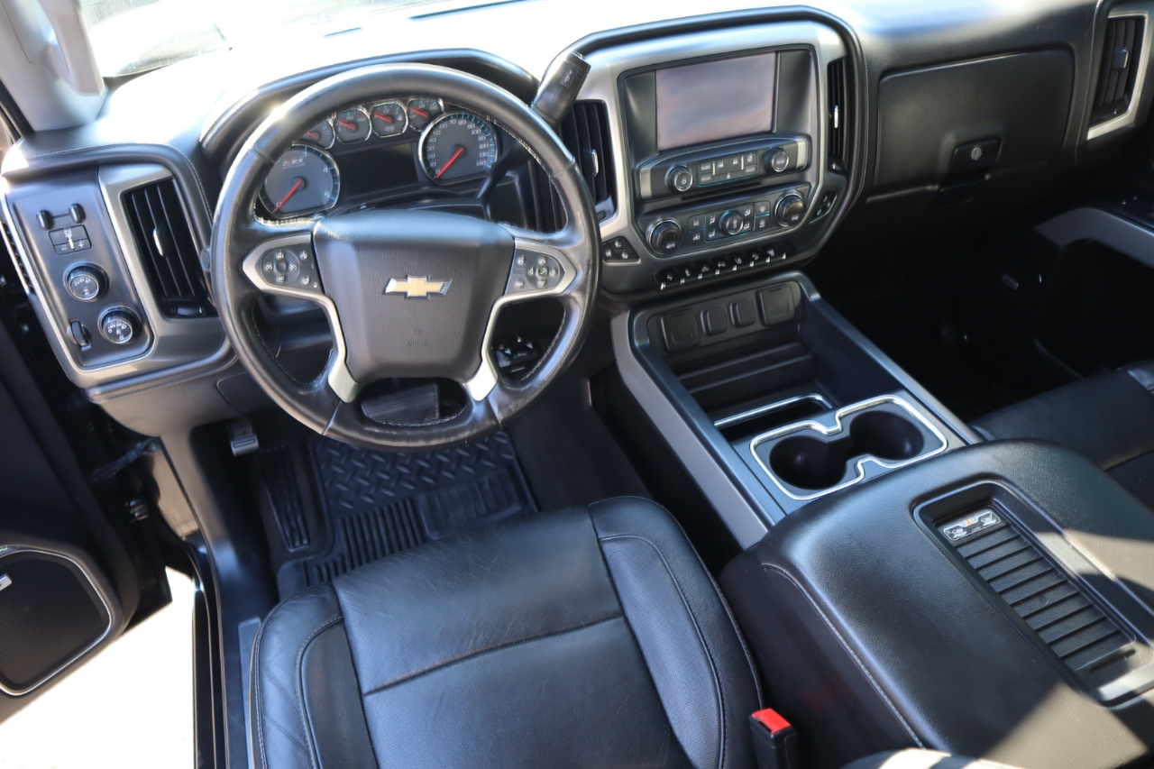 Chevrolet Silverado 2500HD 4WD Crew Cab 153.7" LTZ 2017
