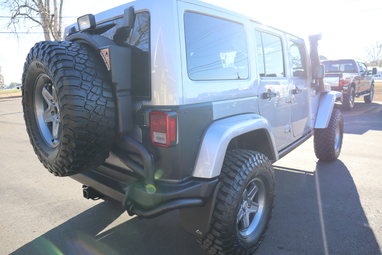 Jeep Wrangler Unlimited 4WD 4dr Rubicon 2016