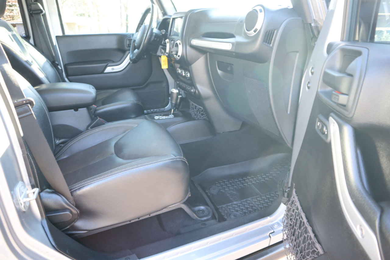 Jeep Wrangler Unlimited 4WD 4dr Rubicon 2016