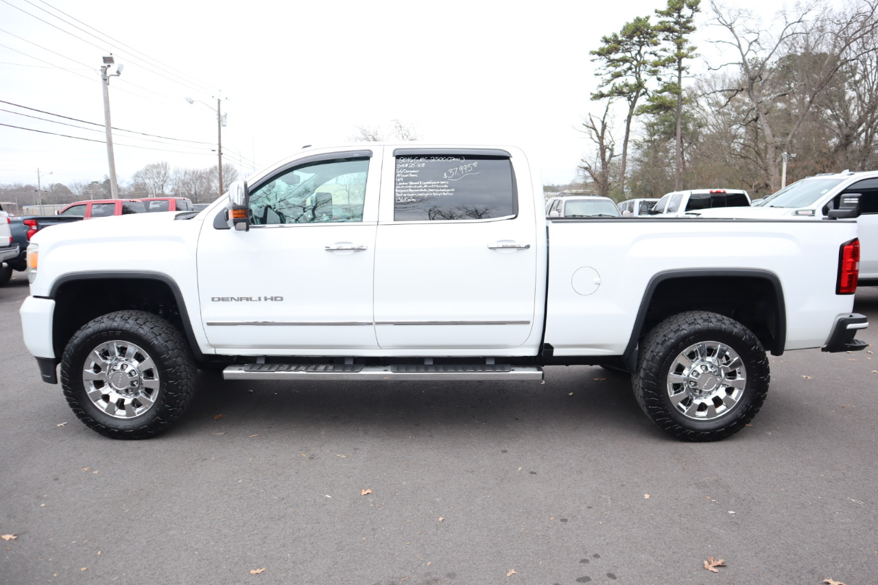 GMC Sierra 2500HD 4WD Crew Cab 153.7" Denali 2016