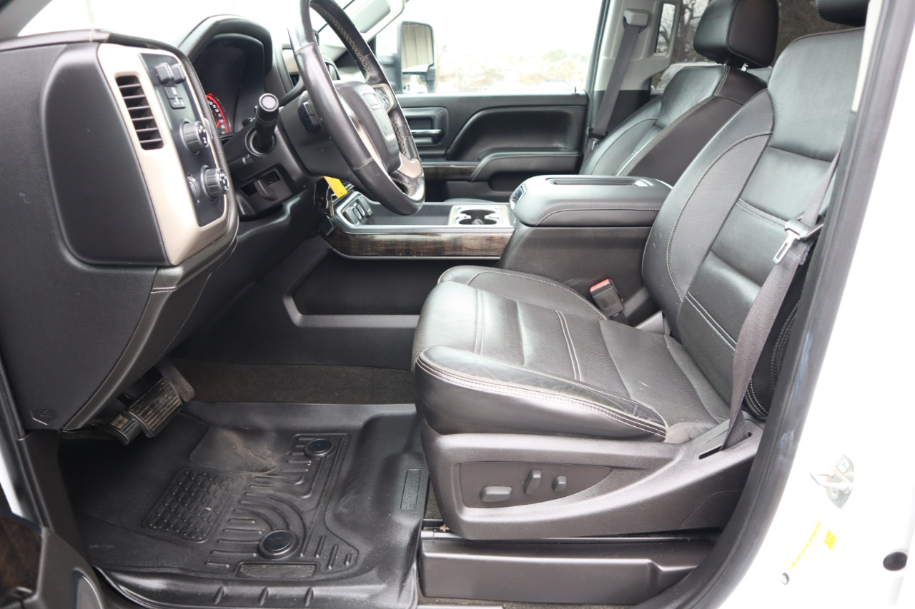 GMC Sierra 2500HD 4WD Crew Cab 153.7" Denali 2016