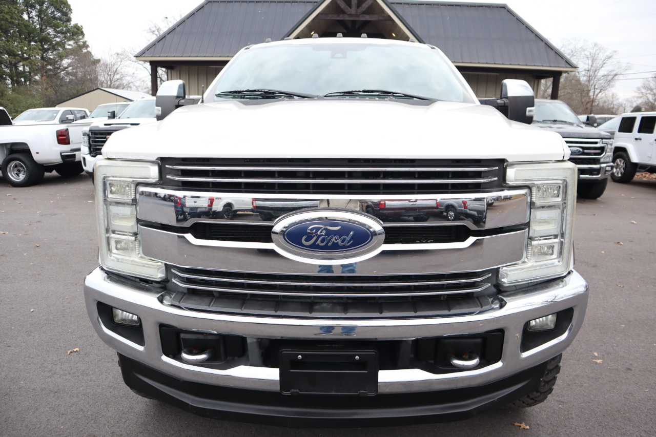 Ford Super Duty F-250 SRW Lariat 4WD Crew Cab 6.75' Box 2017