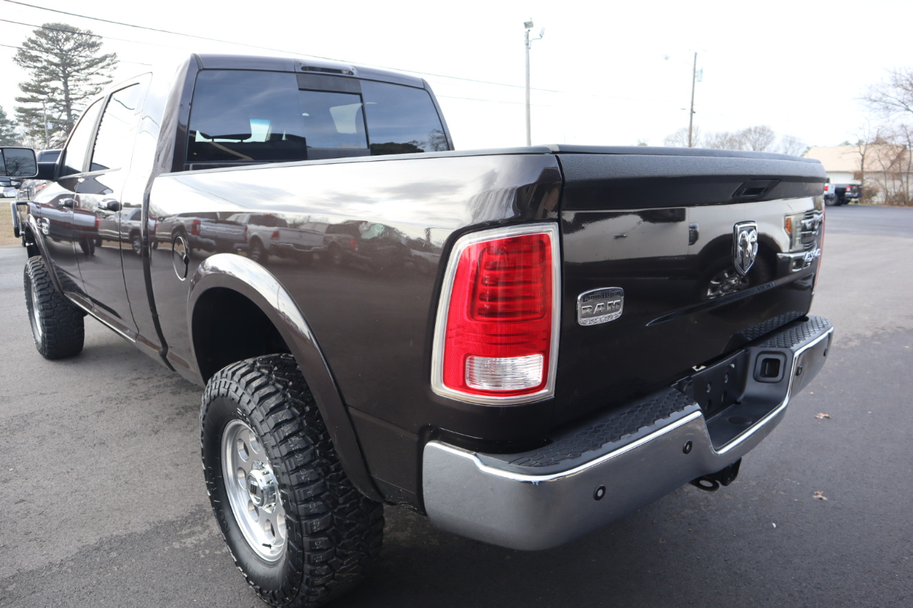 RAM 2500 4WD Mega Cab 160.5" Longhorn 2016