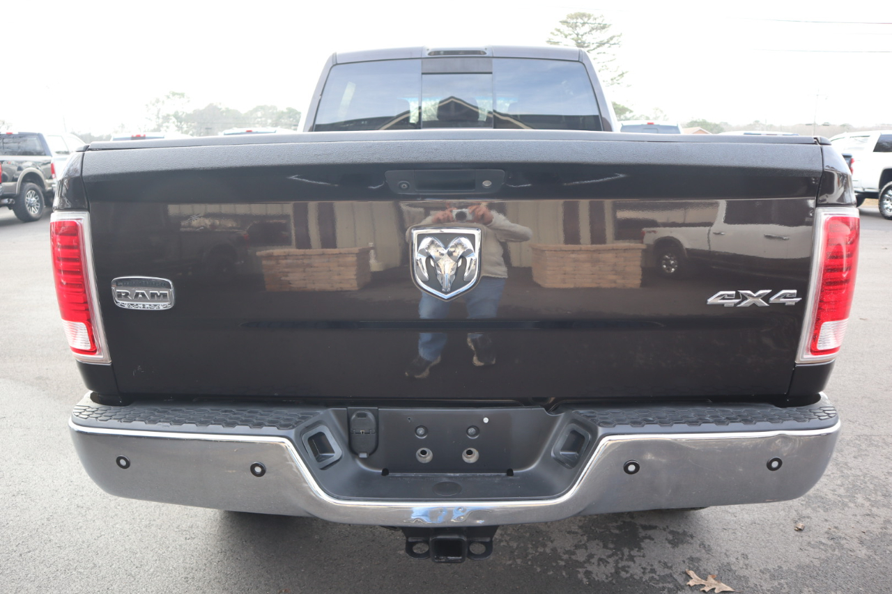 RAM 2500 4WD Mega Cab 160.5" Longhorn 2016