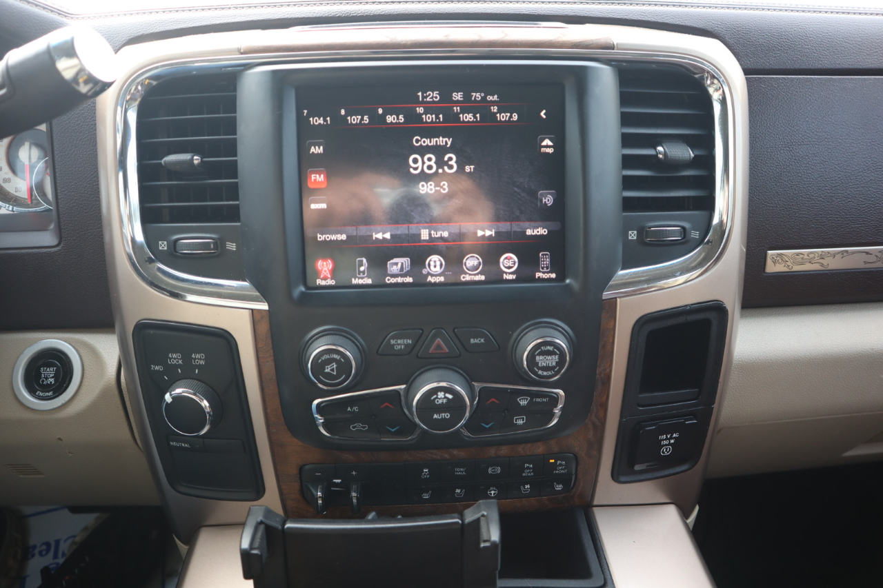 RAM 2500 4WD Mega Cab 160.5" Longhorn 2016