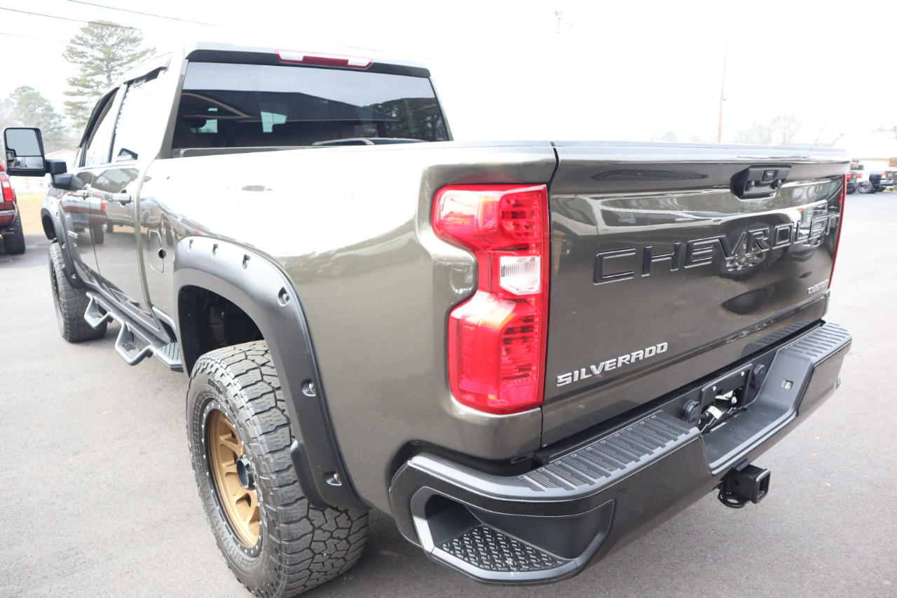 Chevrolet Silverado 2500HD 4WD Crew Cab 159" Custom 2022
