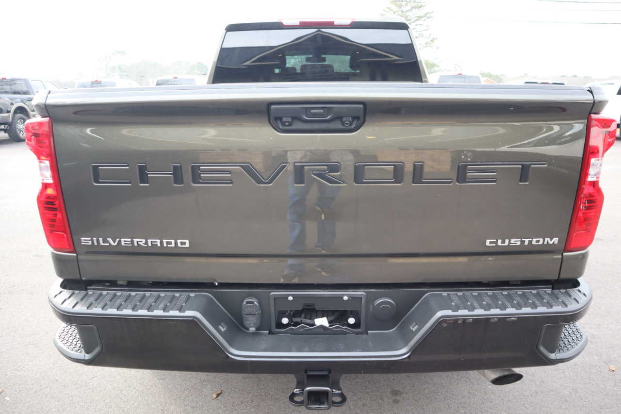 Chevrolet Silverado 2500HD 4WD Crew Cab 159" Custom 2022