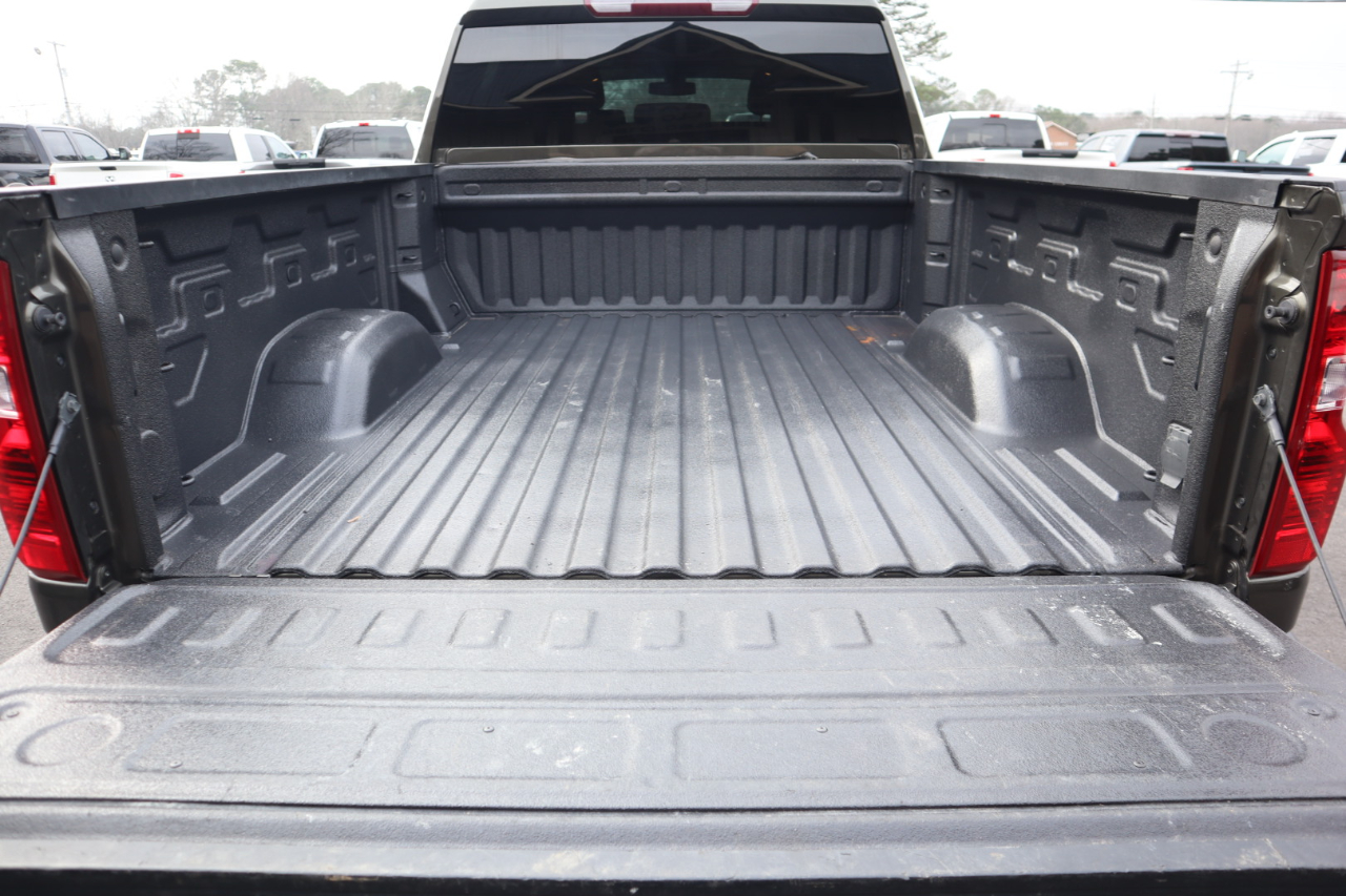 Chevrolet Silverado 2500HD 4WD Crew Cab 159" Custom 2022