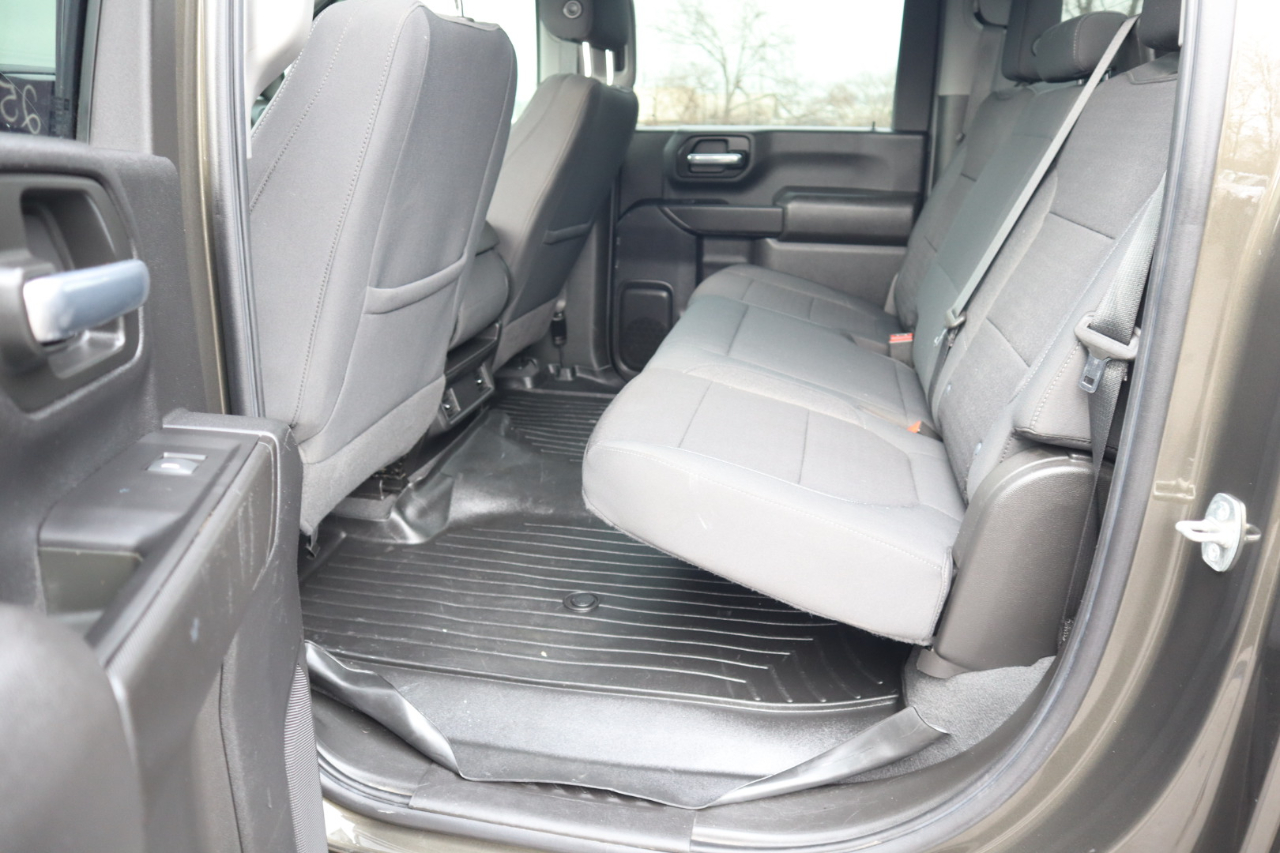 Chevrolet Silverado 2500HD 4WD Crew Cab 159" Custom 2022