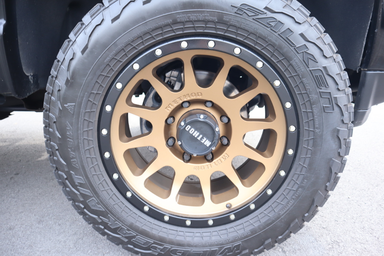 Chevrolet Silverado 2500HD 4WD Crew Cab 159" Custom 2022