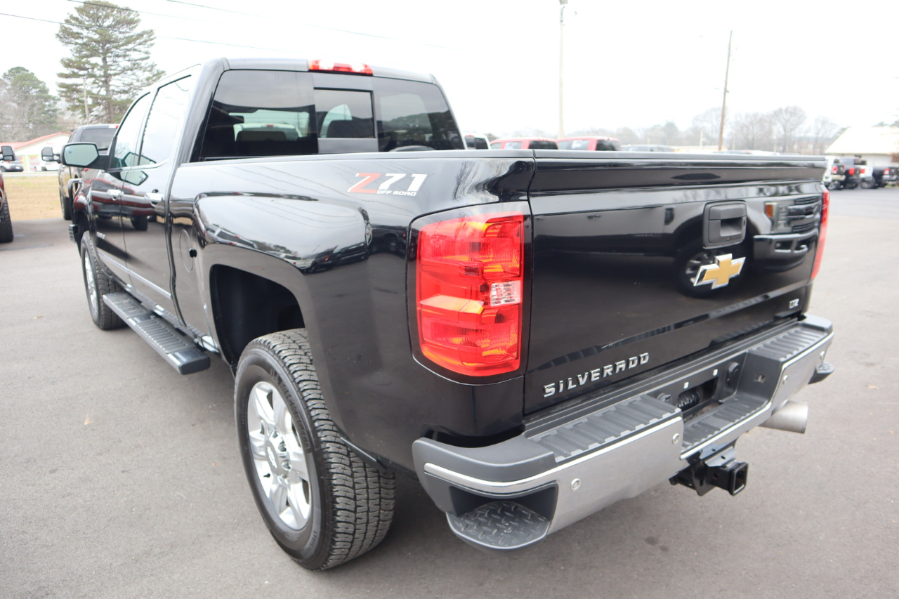 Chevrolet Silverado 2500HD 4WD Crew Cab 153.7" LTZ 2018