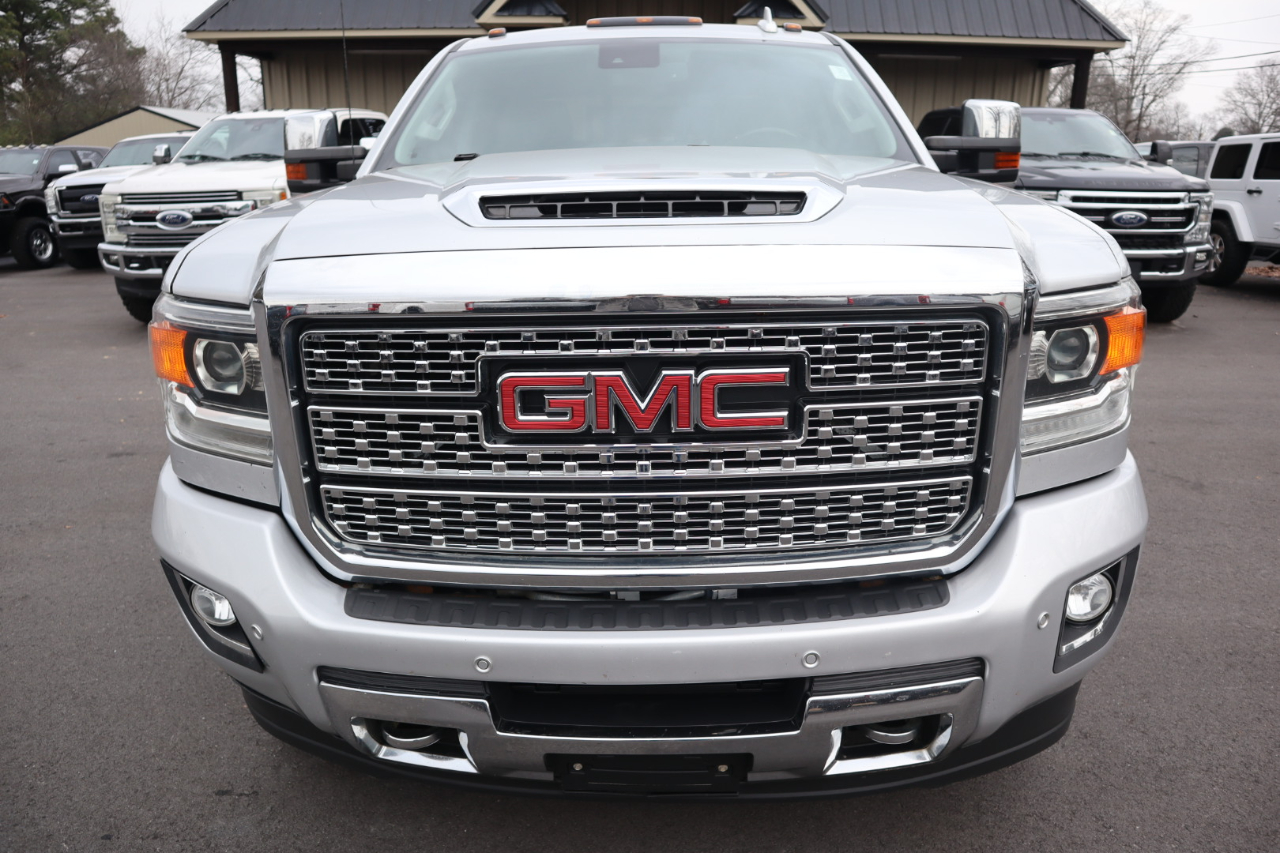 GMC Sierra 2500HD 4WD Crew Cab 153.7" Denali 2019