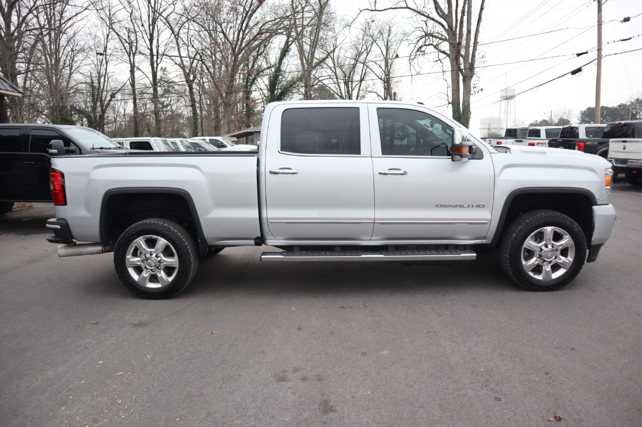 GMC Sierra 2500HD 4WD Crew Cab 153.7" Denali 2019