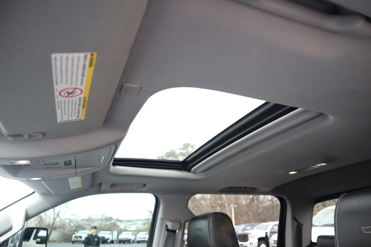 GMC Sierra 2500HD 4WD Crew Cab 153.7" Denali 2019