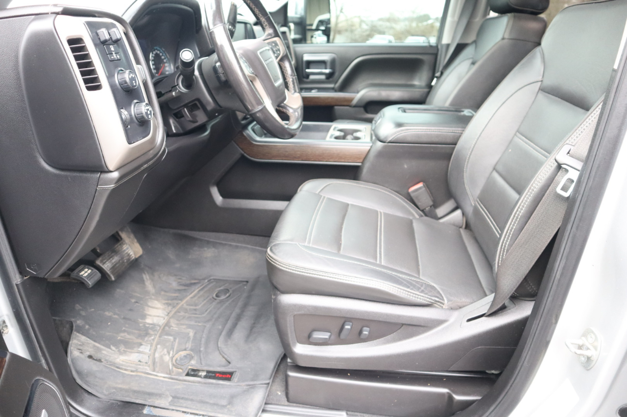 GMC Sierra 2500HD 4WD Crew Cab 153.7" Denali 2019