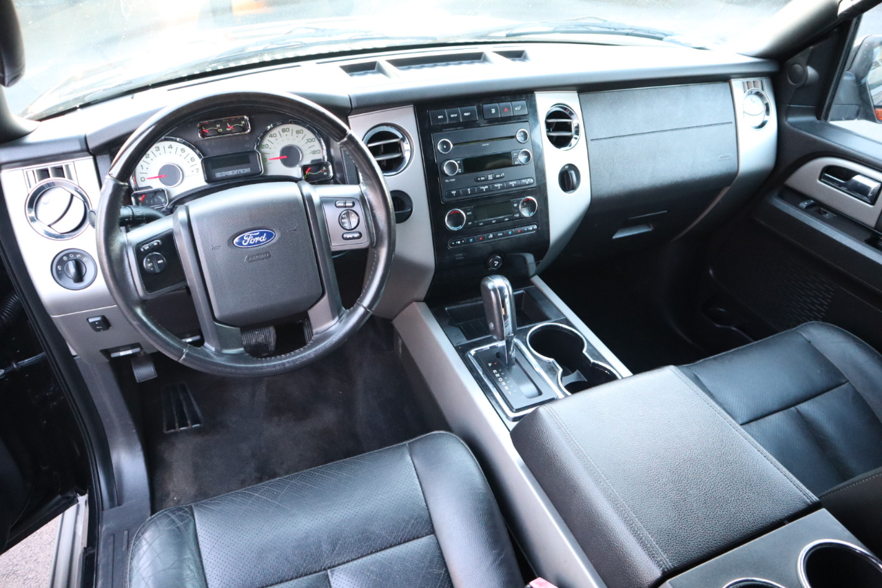 Ford Expedition 2WD 4dr Limited 2012