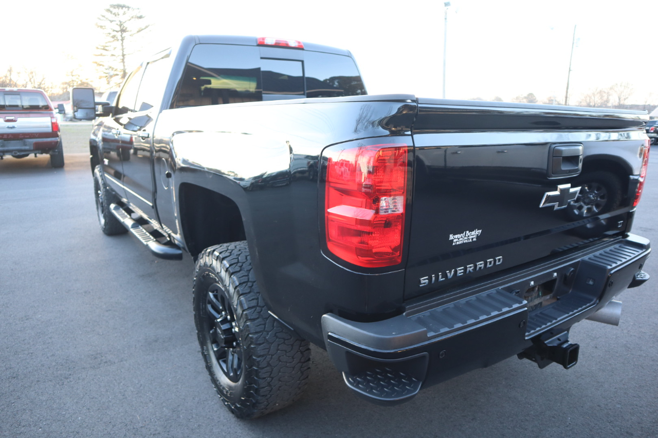Chevrolet Silverado 2500HD 4WD Crew Cab 153.7" LT 2018