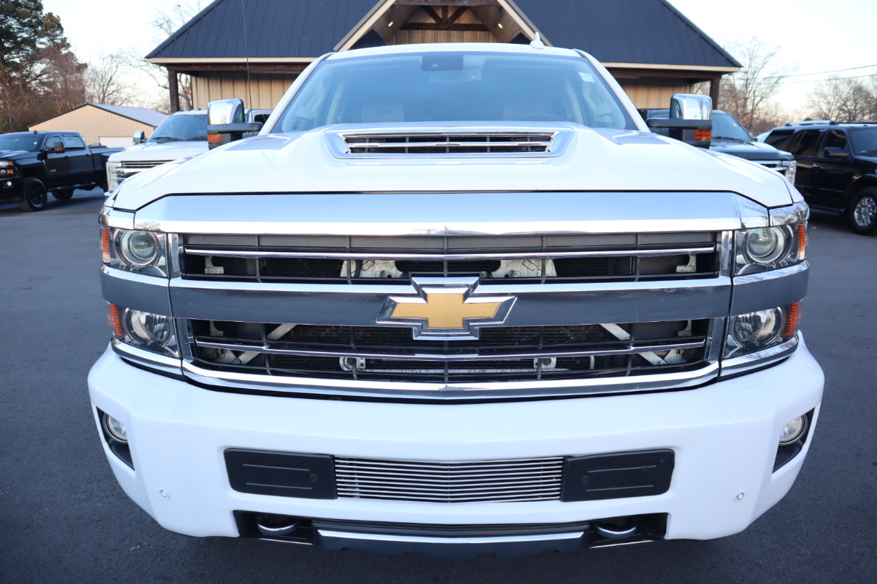 Chevrolet Silverado 2500HD 4WD Crew Cab 153.7" High Country 2018