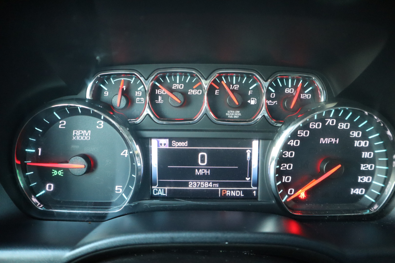 Chevrolet Silverado 2500HD 4WD Crew Cab 153.7" High Country 2018