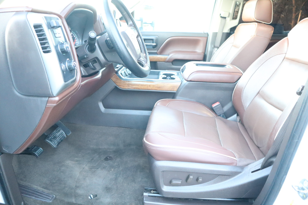 Chevrolet Silverado 2500HD 4WD Crew Cab 153.7" High Country 2018