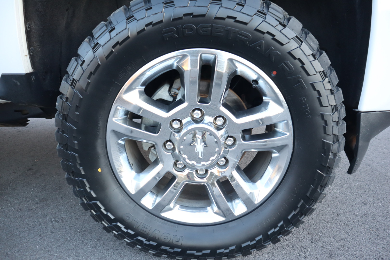 Chevrolet Silverado 2500HD 4WD Crew Cab 153.7" High Country 2018