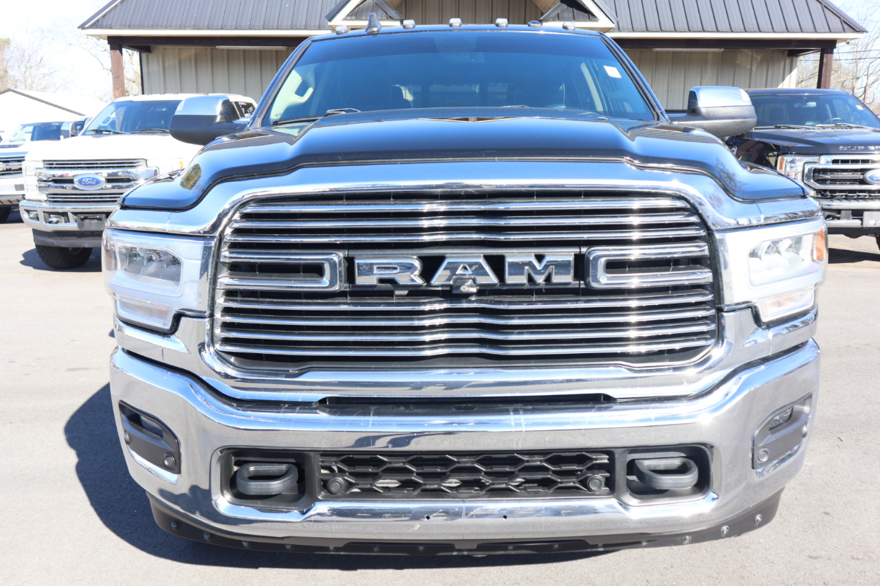 RAM 3500 Laramie 4x4 Crew Cab 8' Box 2019