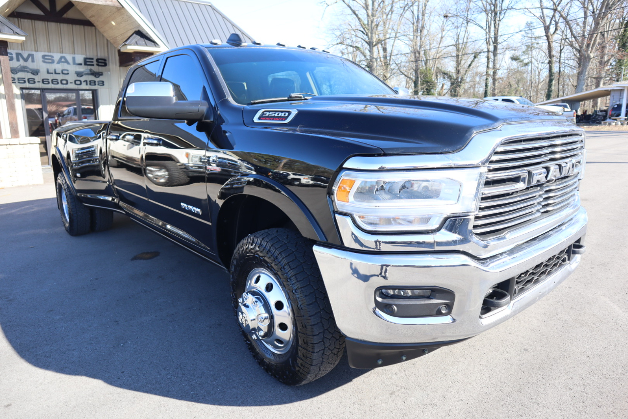 RAM 3500 Laramie 4x4 Crew Cab 8' Box 2019