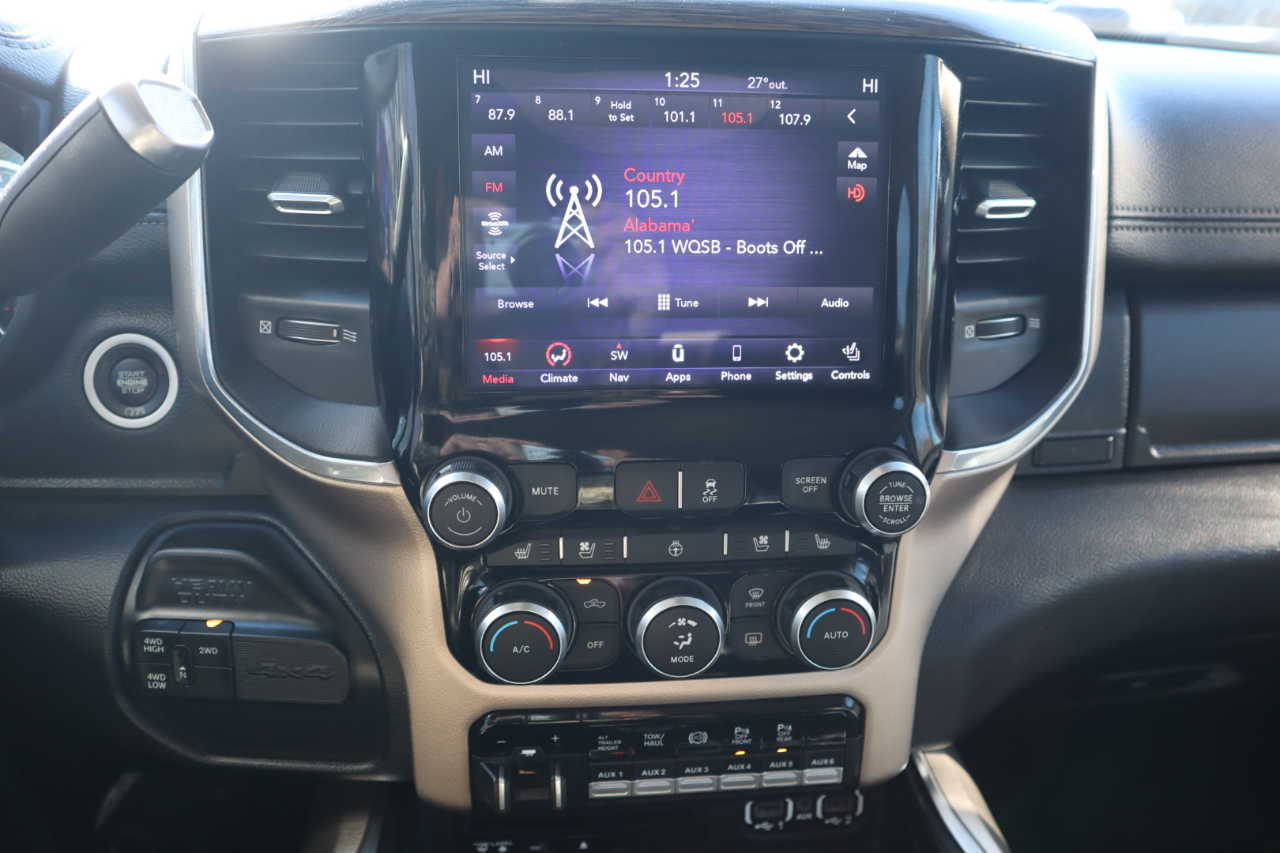 RAM 3500 Laramie 4x4 Crew Cab 8' Box 2019