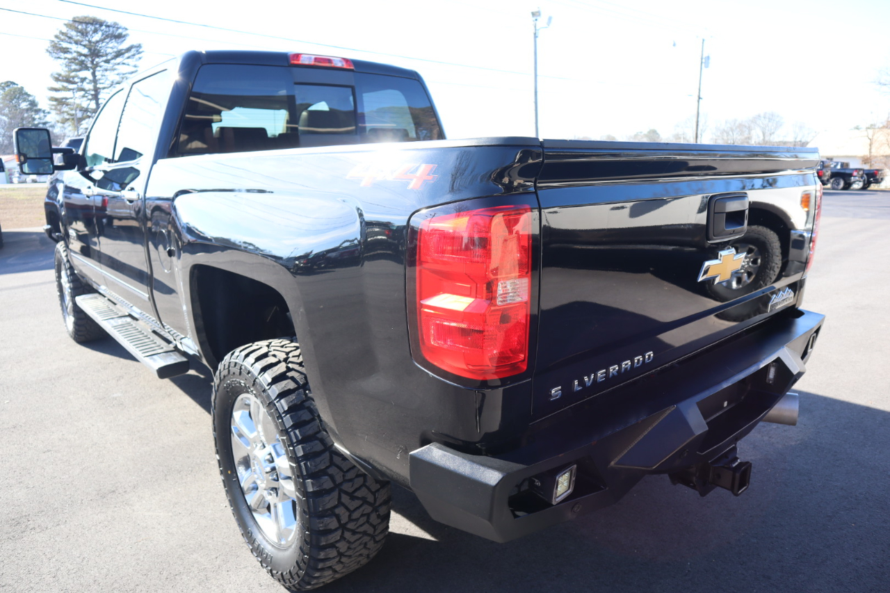 Chevrolet Silverado 2500HD 4WD Crew Cab 153.7" High Country 2019