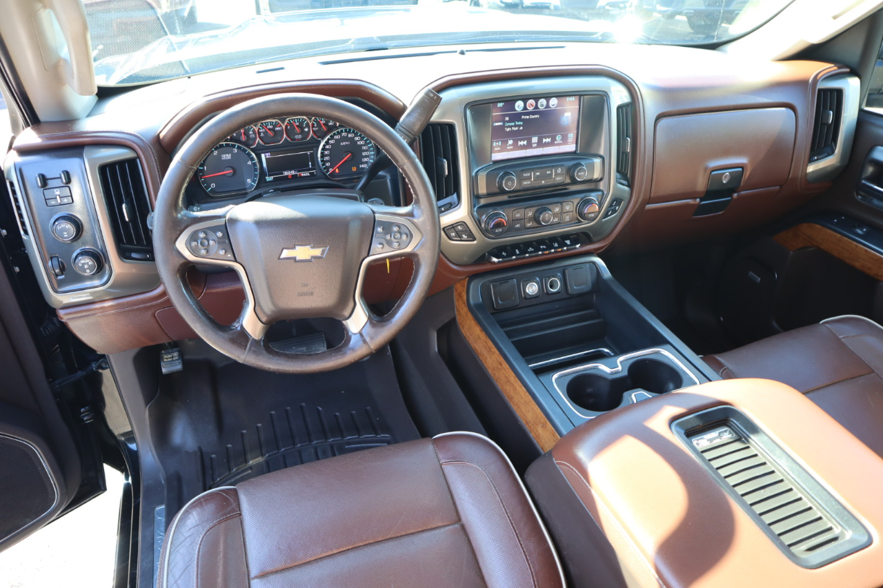 Chevrolet Silverado 2500HD 4WD Crew Cab 153.7" High Country 2019