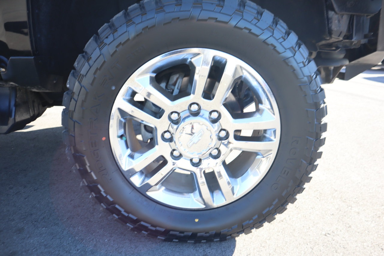 Chevrolet Silverado 2500HD 4WD Crew Cab 153.7" High Country 2019