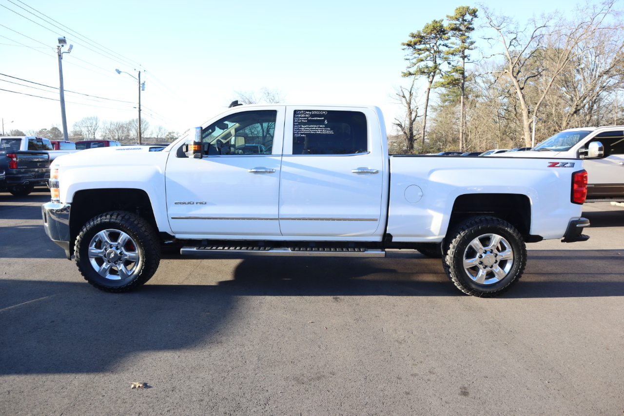 Chevrolet Silverado 2500HD 4WD Crew Cab 153.7" LTZ 2018