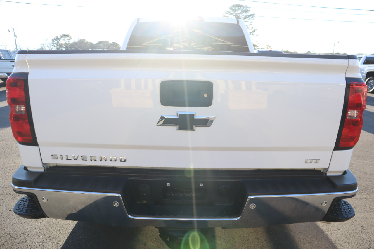 Chevrolet Silverado 2500HD 4WD Crew Cab 153.7" LTZ 2018