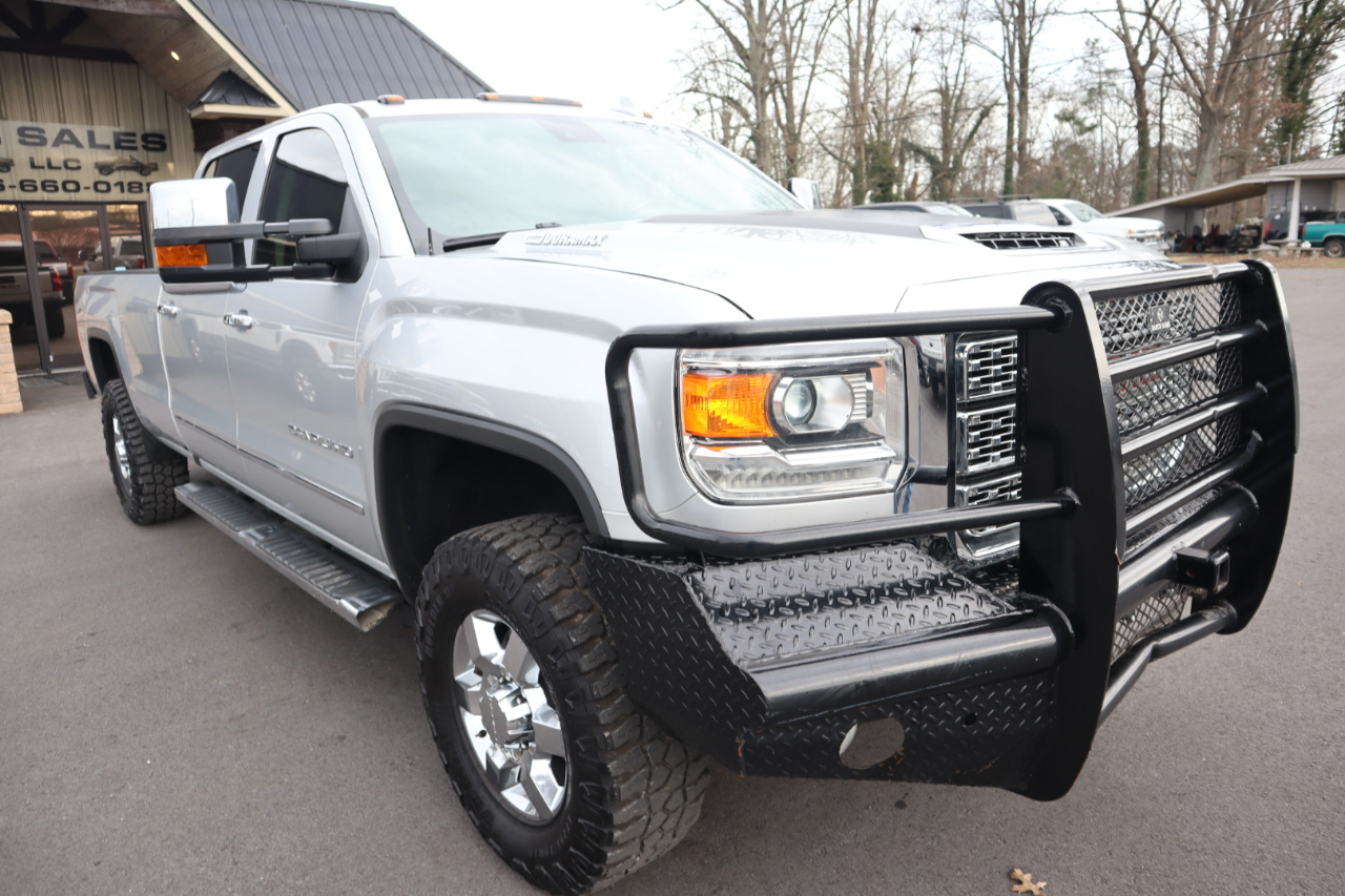 GMC Sierra 3500HD 4WD Crew Cab 167.7" Denali 2018