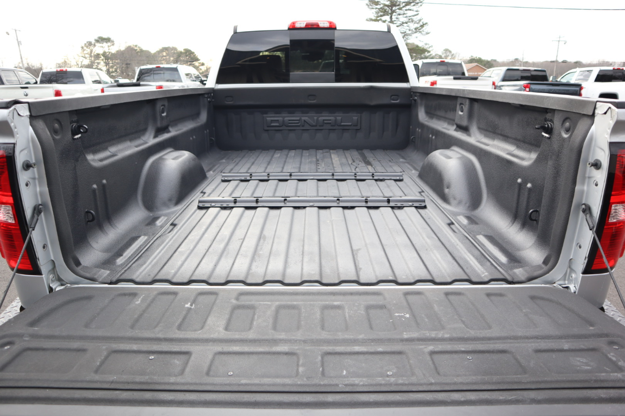 GMC Sierra 3500HD 4WD Crew Cab 167.7" Denali 2018