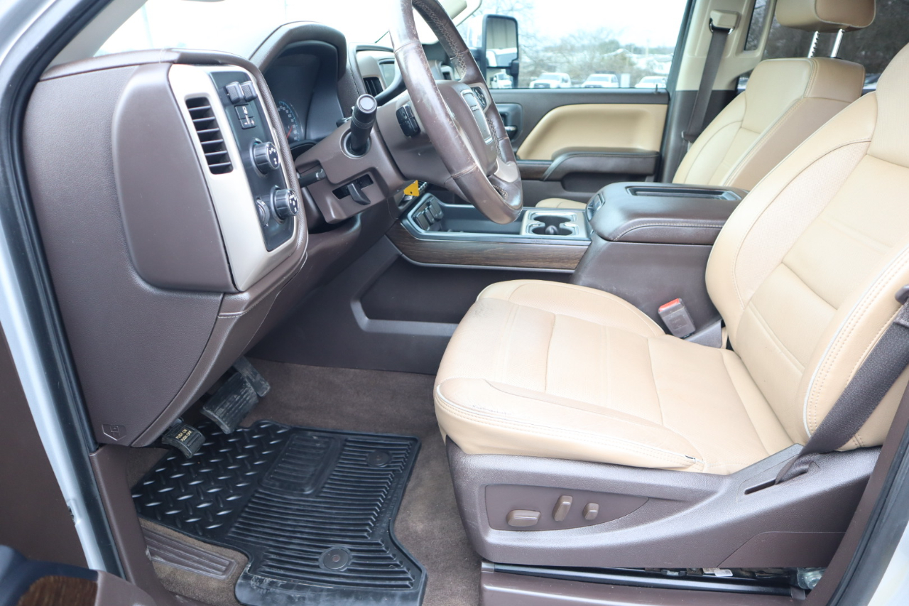 GMC Sierra 3500HD 4WD Crew Cab 167.7" Denali 2018