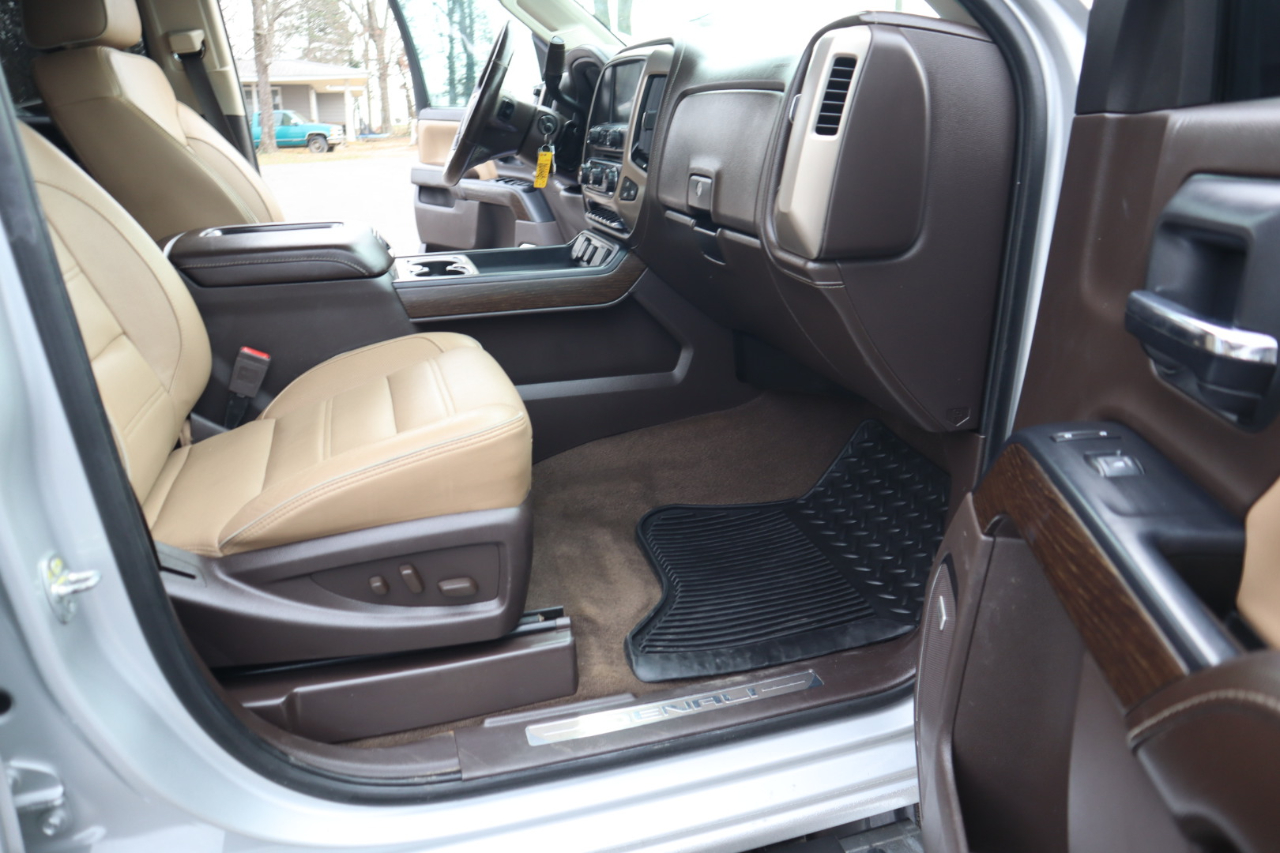 GMC Sierra 3500HD 4WD Crew Cab 167.7" Denali 2018