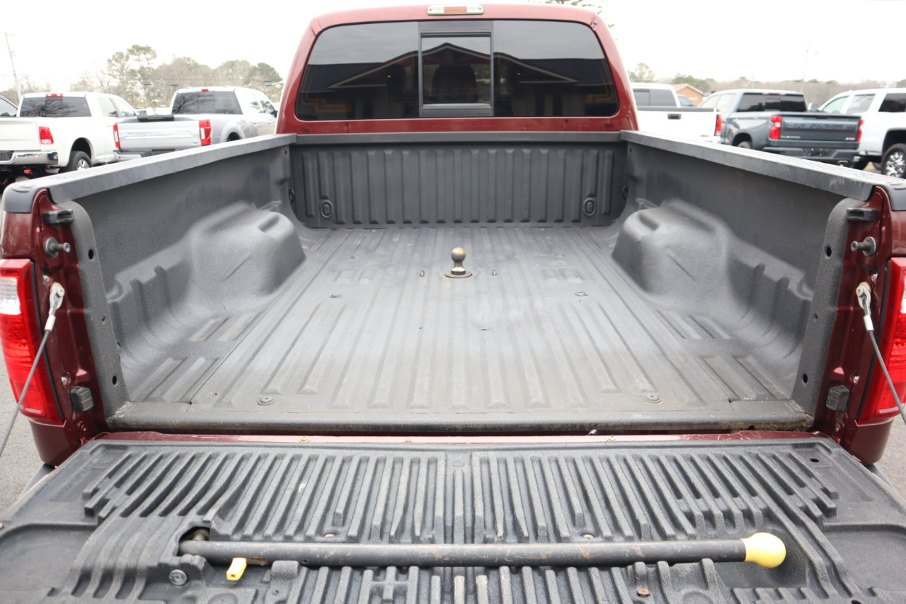 Ford Super Duty F-250 SRW 4WD Crew Cab 156" Lariat 2012