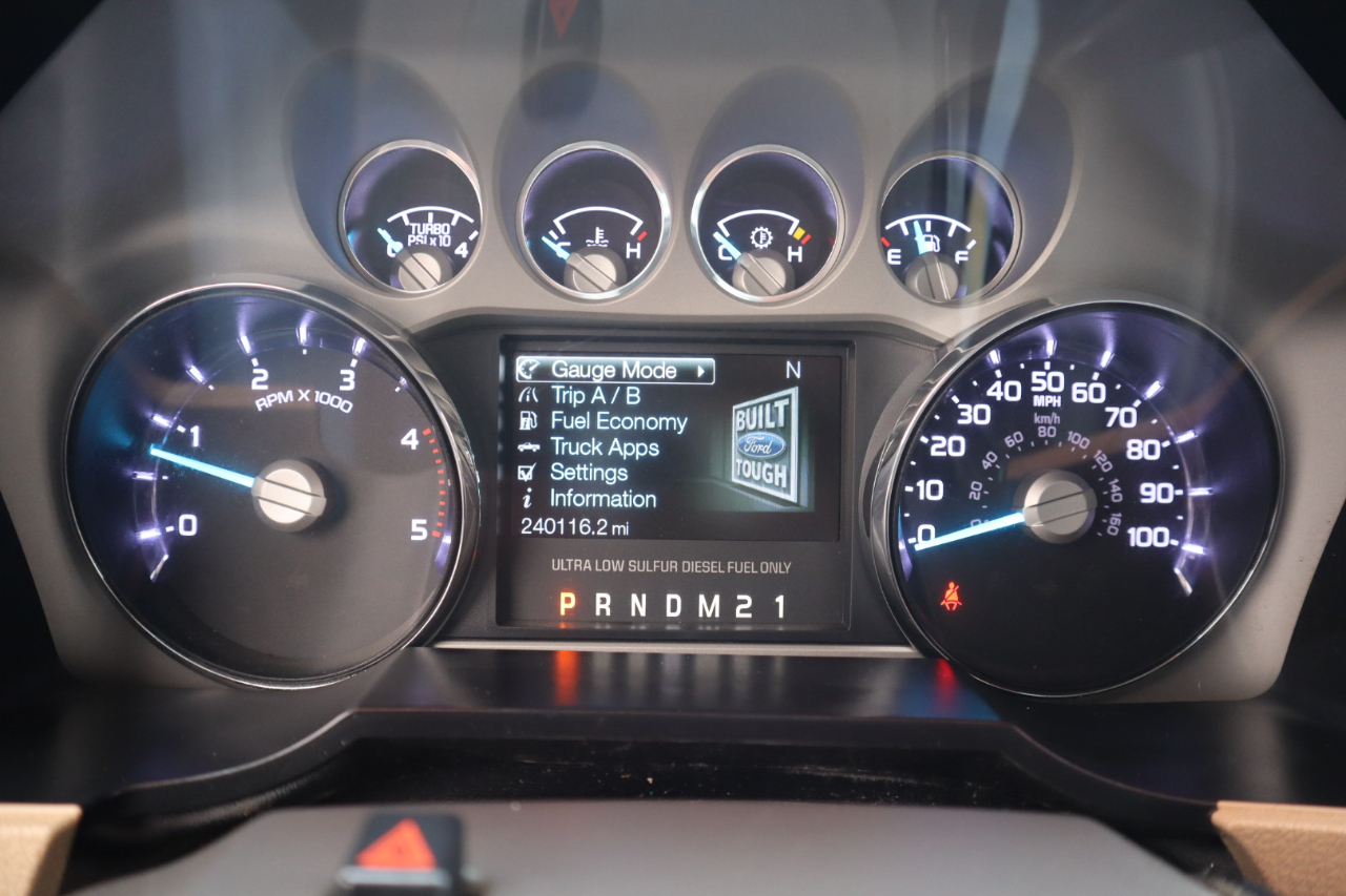 Ford Super Duty F-250 SRW 4WD Crew Cab 156" Lariat 2012