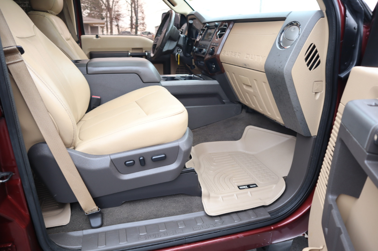 Ford Super Duty F-250 SRW 4WD Crew Cab 156" Lariat 2012