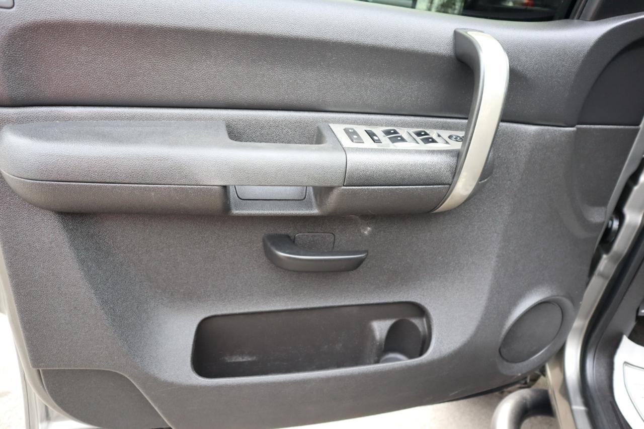 Chevrolet Silverado 2500HD 4WD Crew Cab 153" LT w/1LT 2008